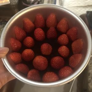 草莓慕斯（6寸）的做法 步骤3