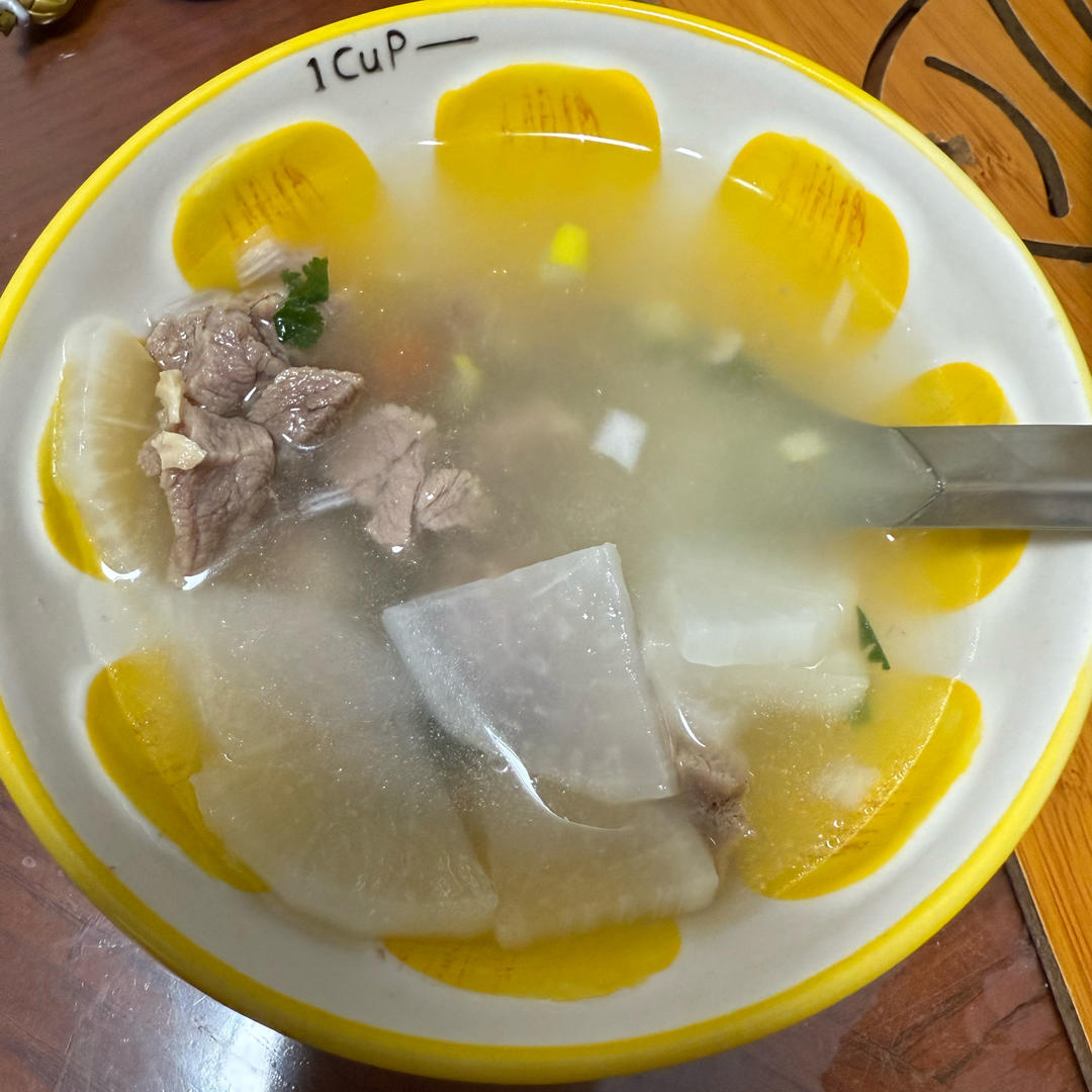 羊肉汤(炖萝卜)