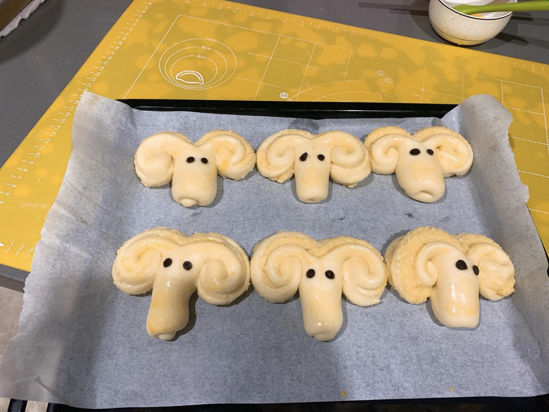 羊羊羊 🐏 椰蓉小面包、一次就成功‼️