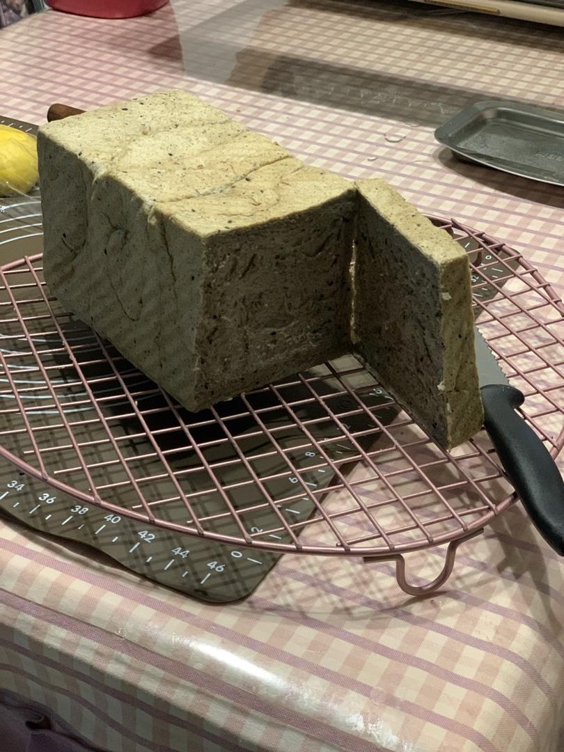 黑芝麻核桃吐司