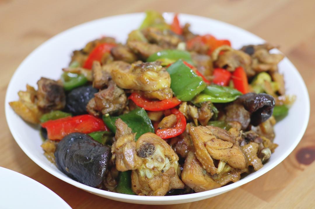 拌饭更好吃的黄焖鸡