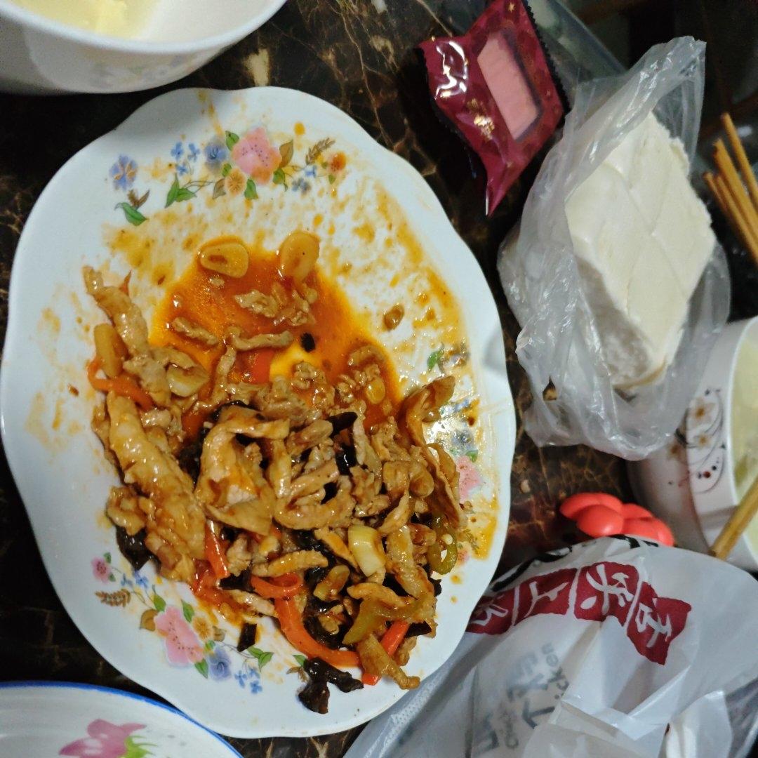 ‼️好吃到舔盘的青椒肉丝盖浇饭