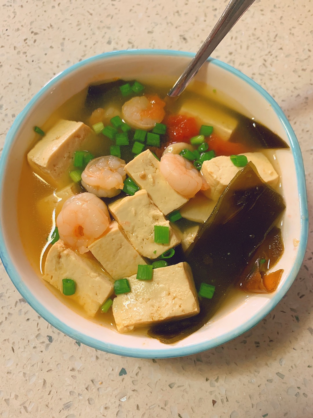 减脂餐—番茄海带豆腐汤