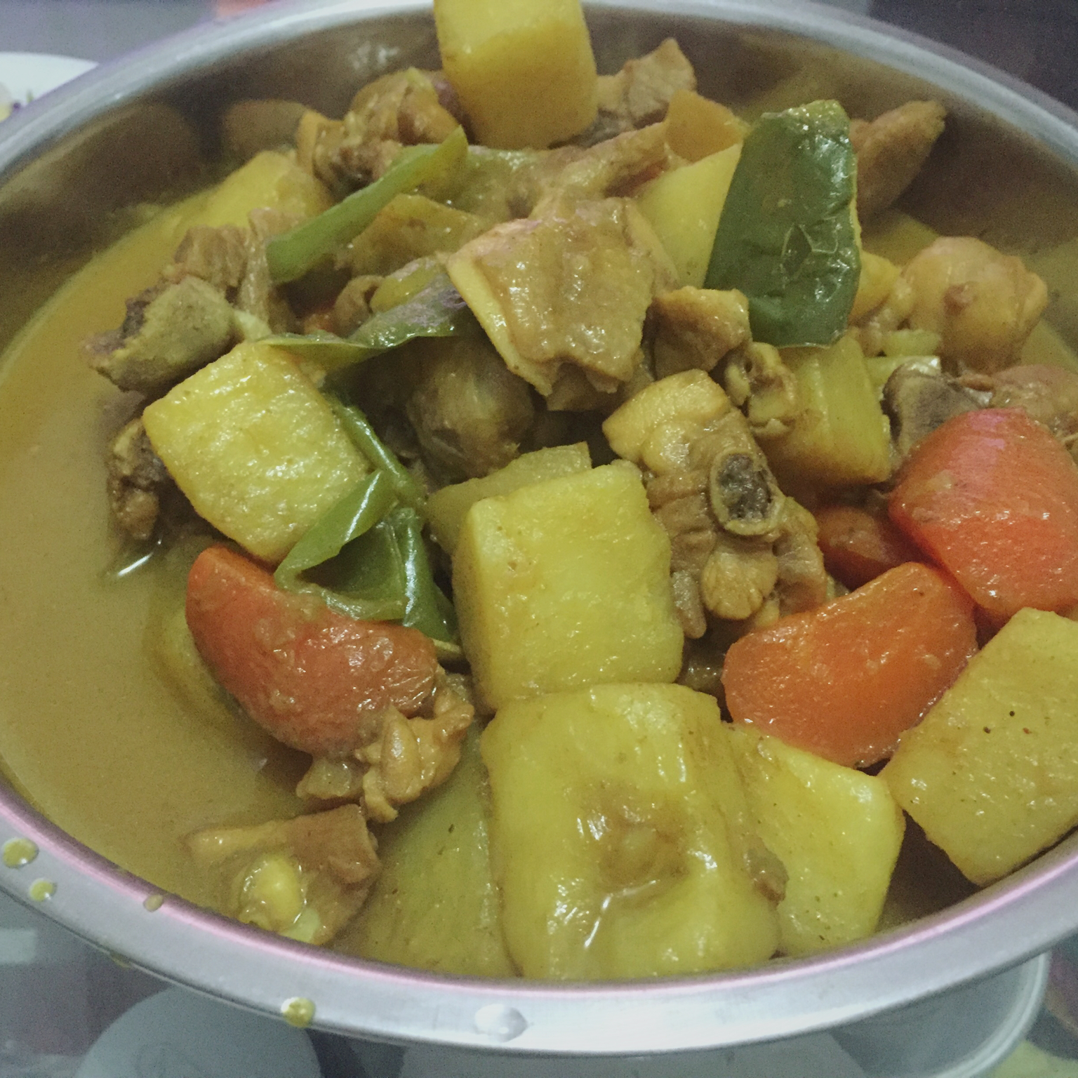 咖喱土豆鸡块