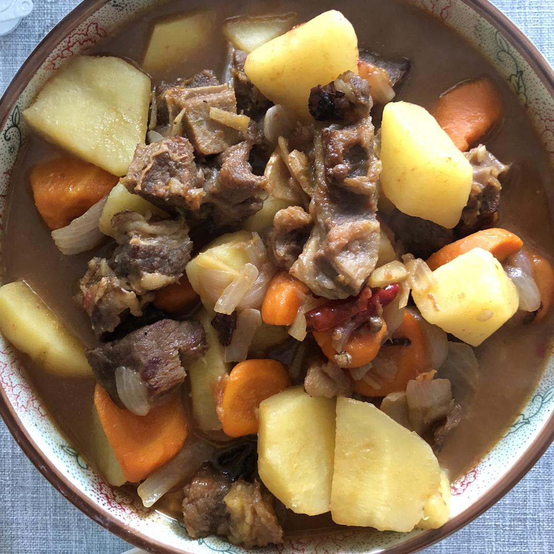 番茄土豆炖牛腩