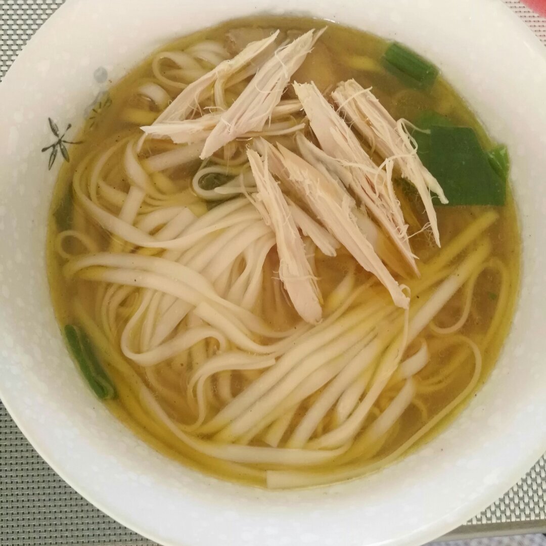 云裳_45nq做的鸡丝面