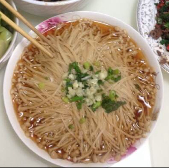 油泼金针菇