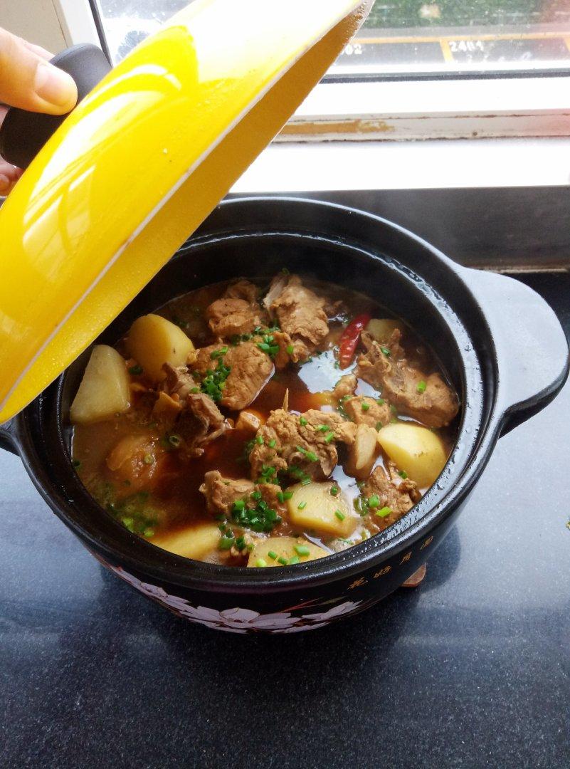 土豆炖排骨