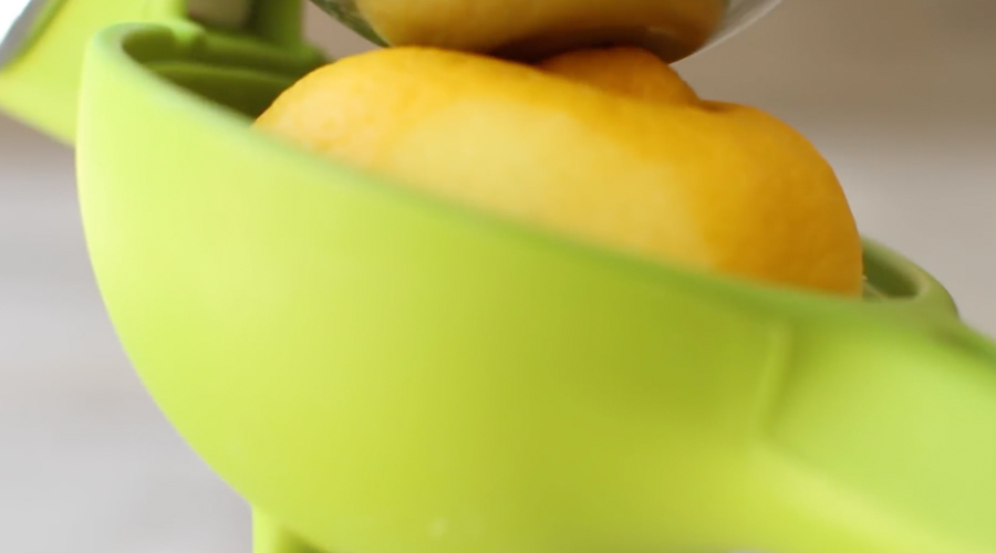 水果柠檬水的做法 步骤2