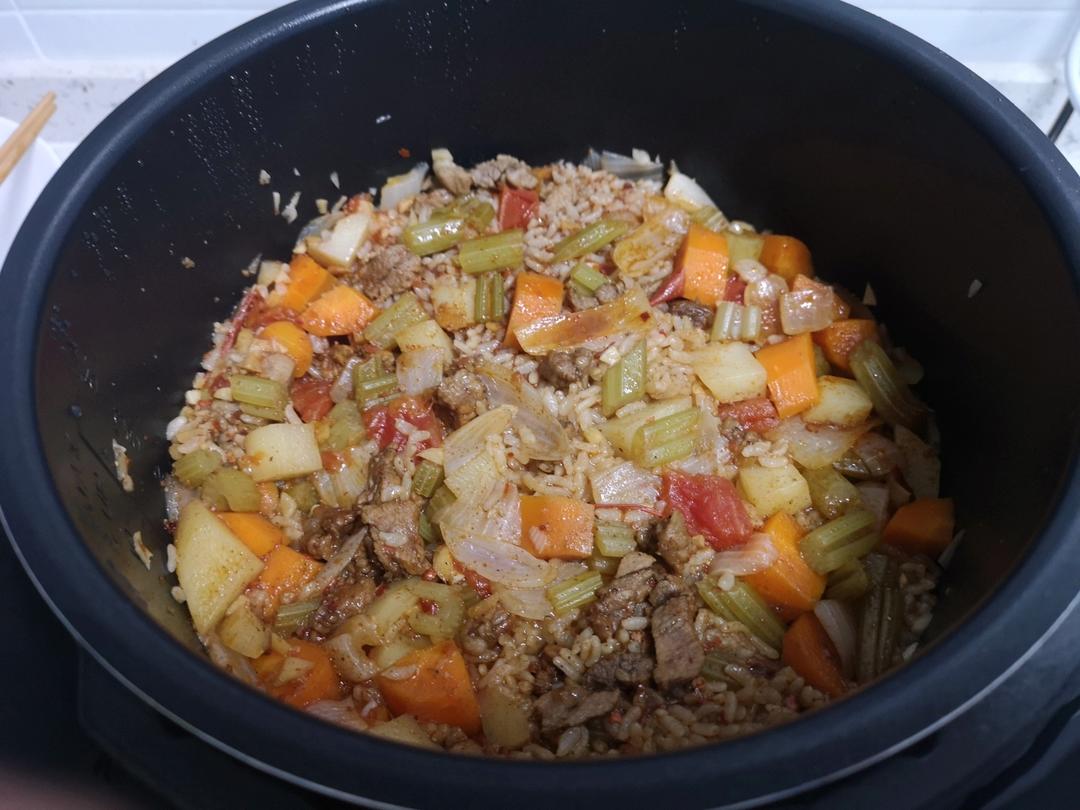 羊肉手抓饭（电饭煲和炒锅对比版）