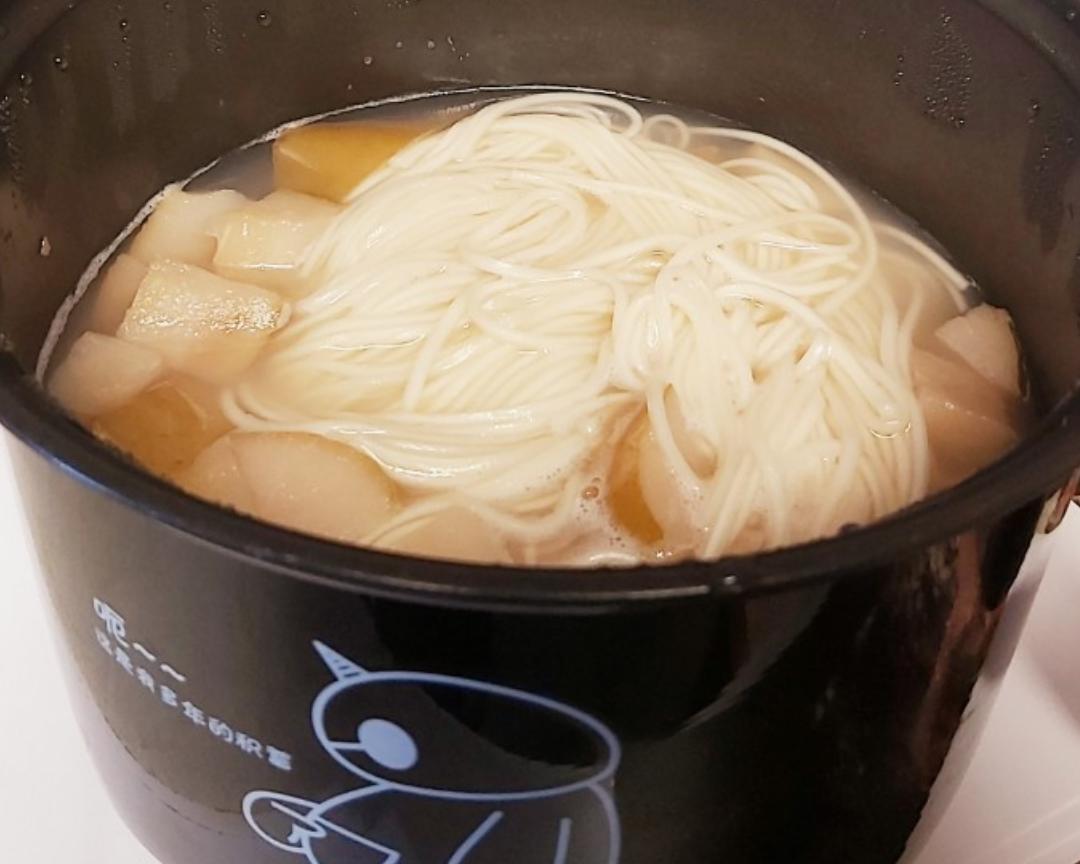 懒人水果面条(只有两步)的做法