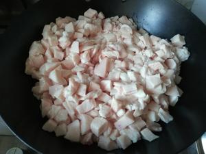 纯手工熬制的猪油（蛋黄酥，苏式月饼，开酥专用）的做法 步骤3