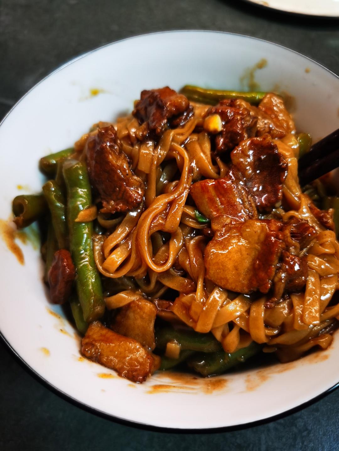 豆角焖面
