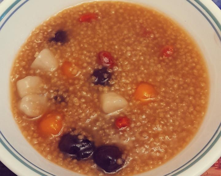 【芋圆小米粥】的做法