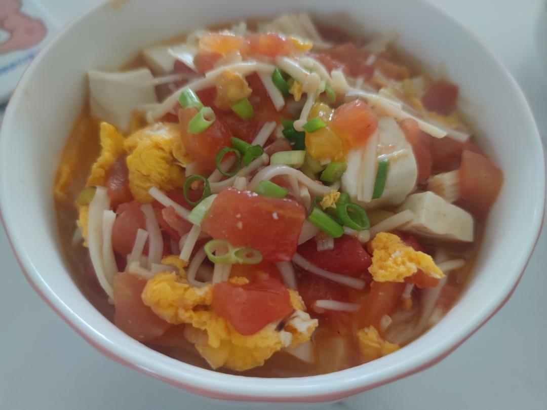 汤都要喝光的西红柿鸡蛋面