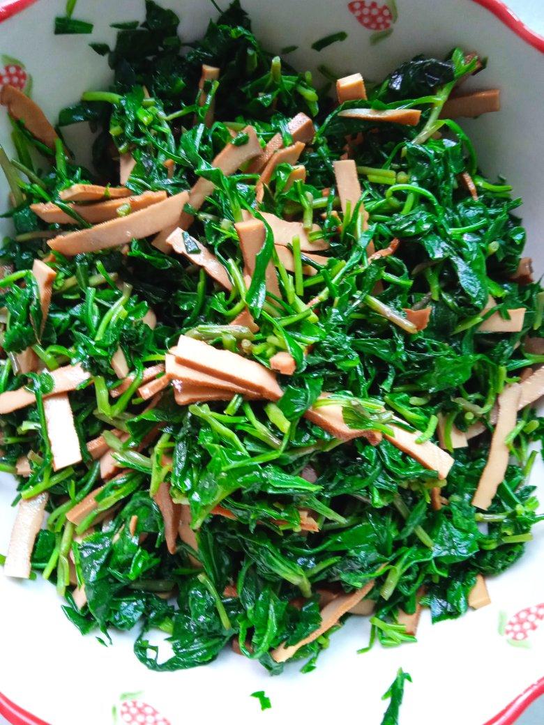 马兰头拌豆腐干