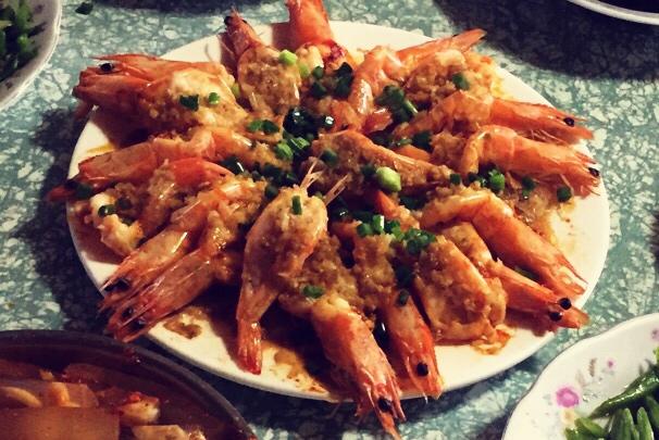 虾最美味的吃法必须是这个——蒜蓉蒸虾（多动图，孔瑶的食谱）