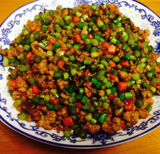 下饭菜～蒜苔肉末