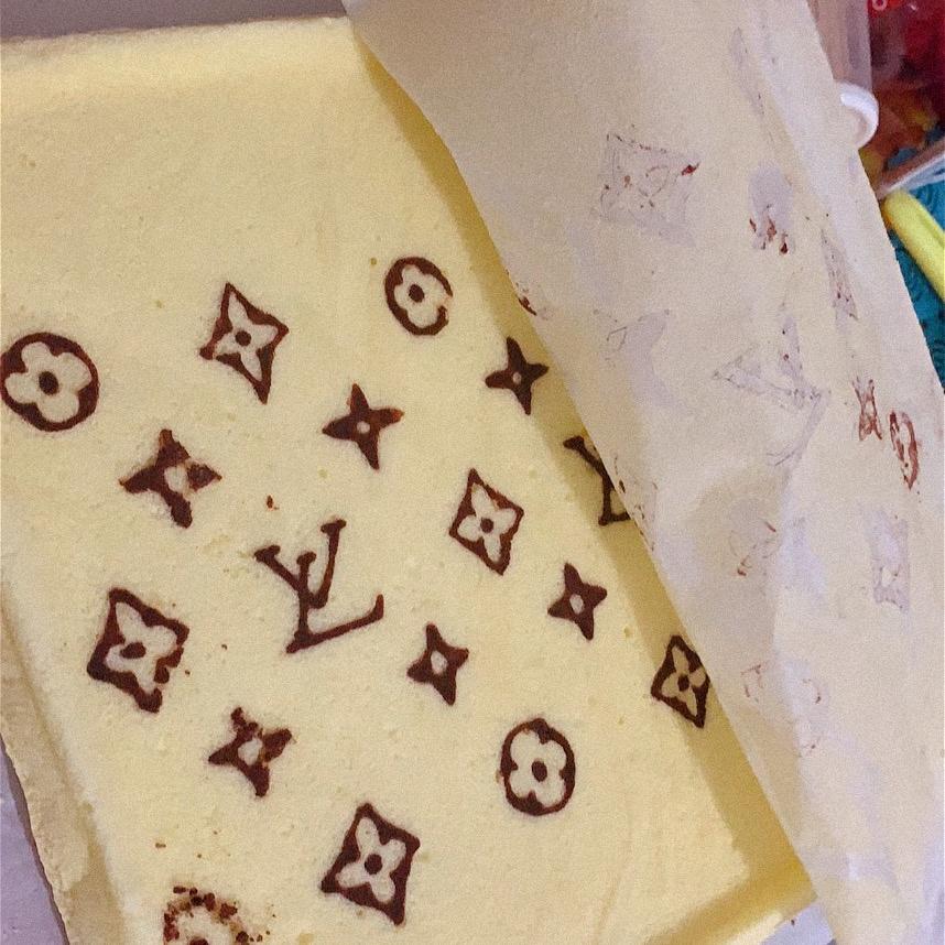 原创～低调的手绘蛋糕卷