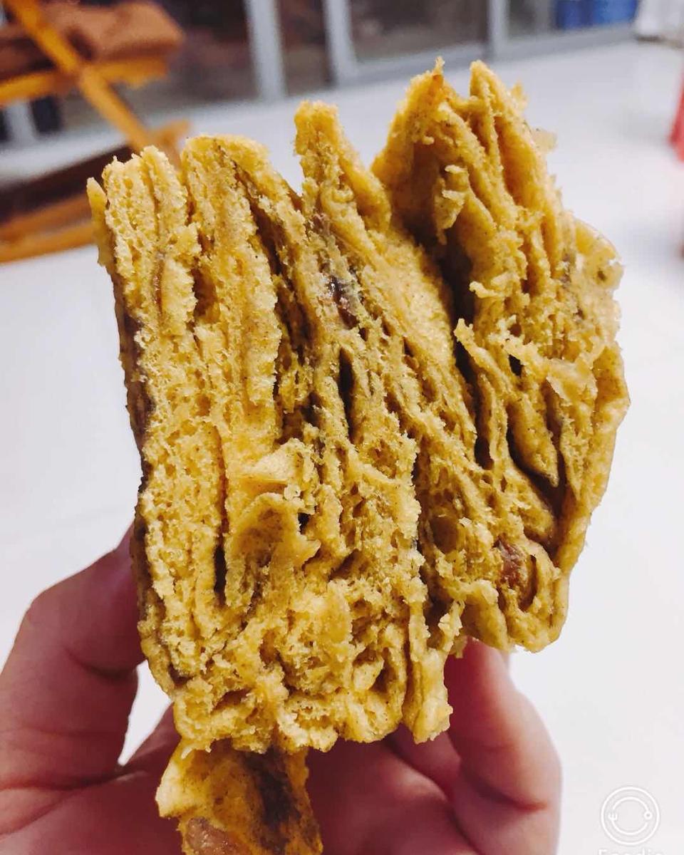 一根筷子卷出盘丝花卷（南瓜花卷）