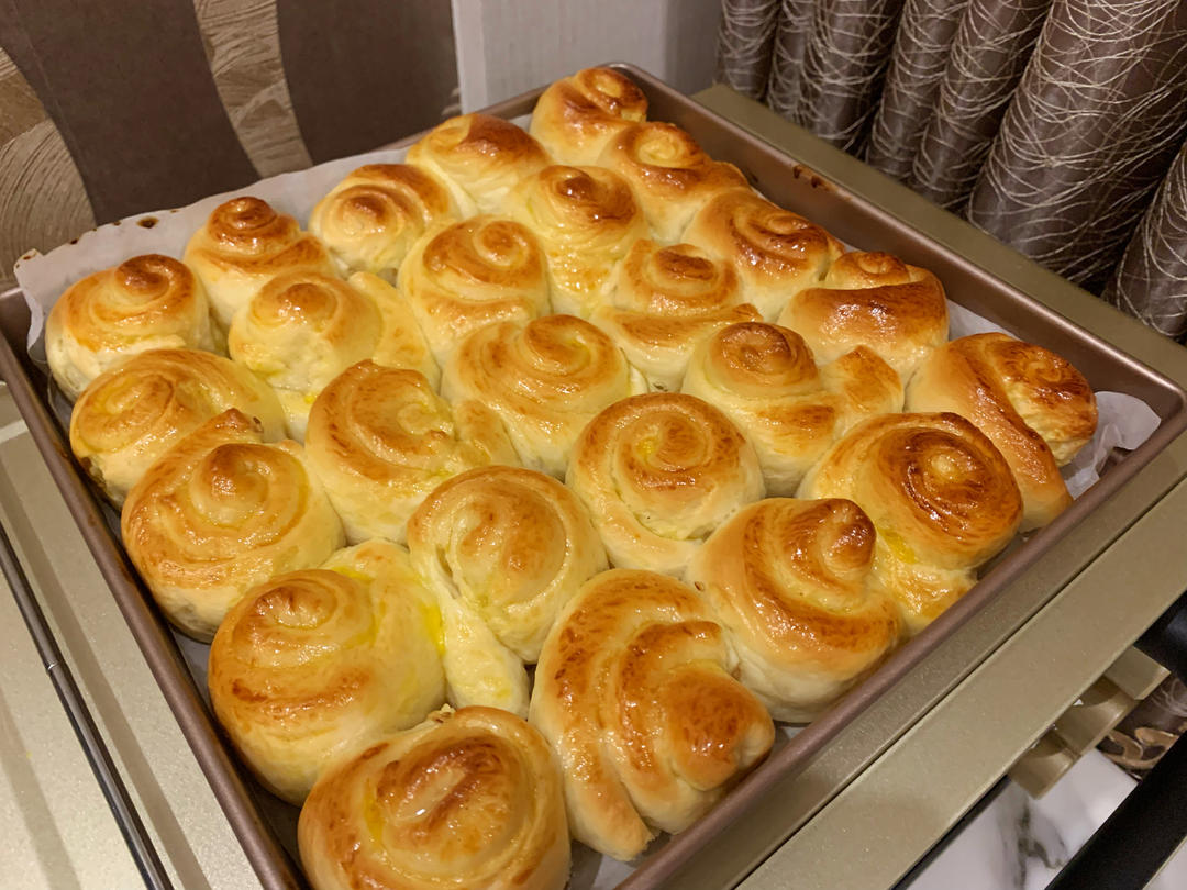 脆底蜂蜜小面包