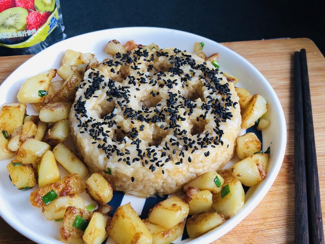 蜂窝煤球饭团的做法