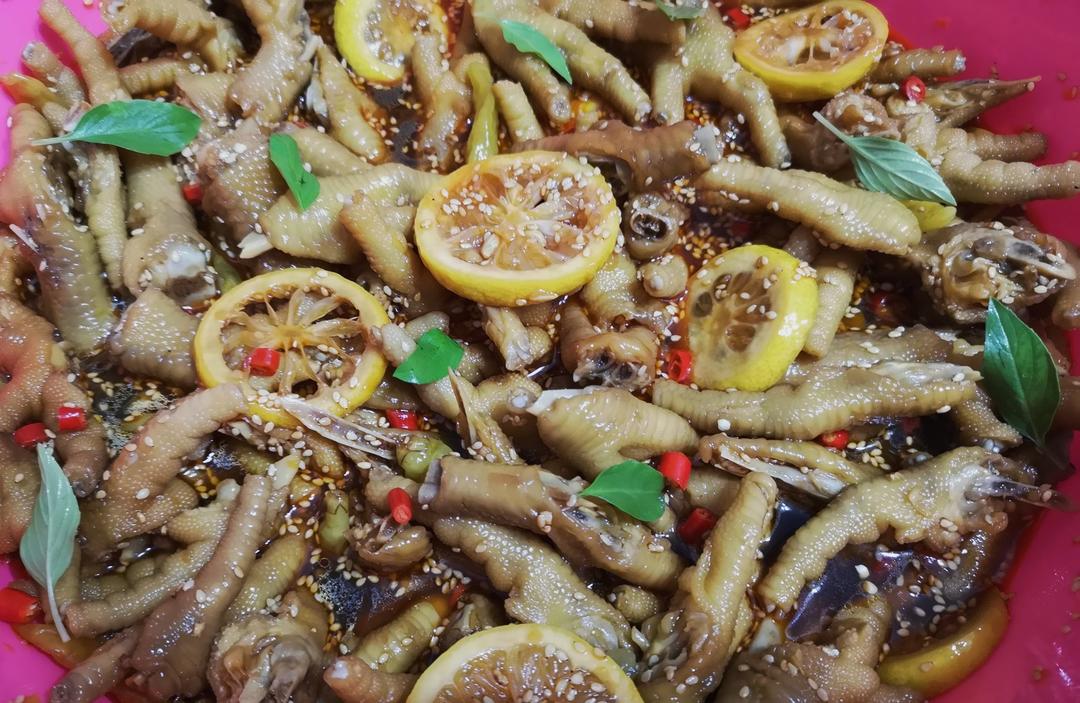 柠檬泡椒鸡爪