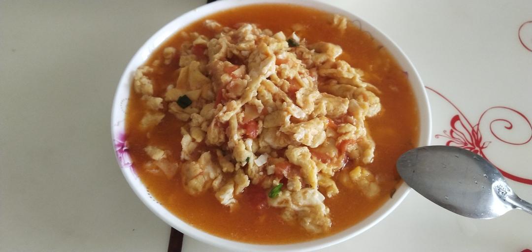 番茄炒鸡蛋（超浓的番茄味）