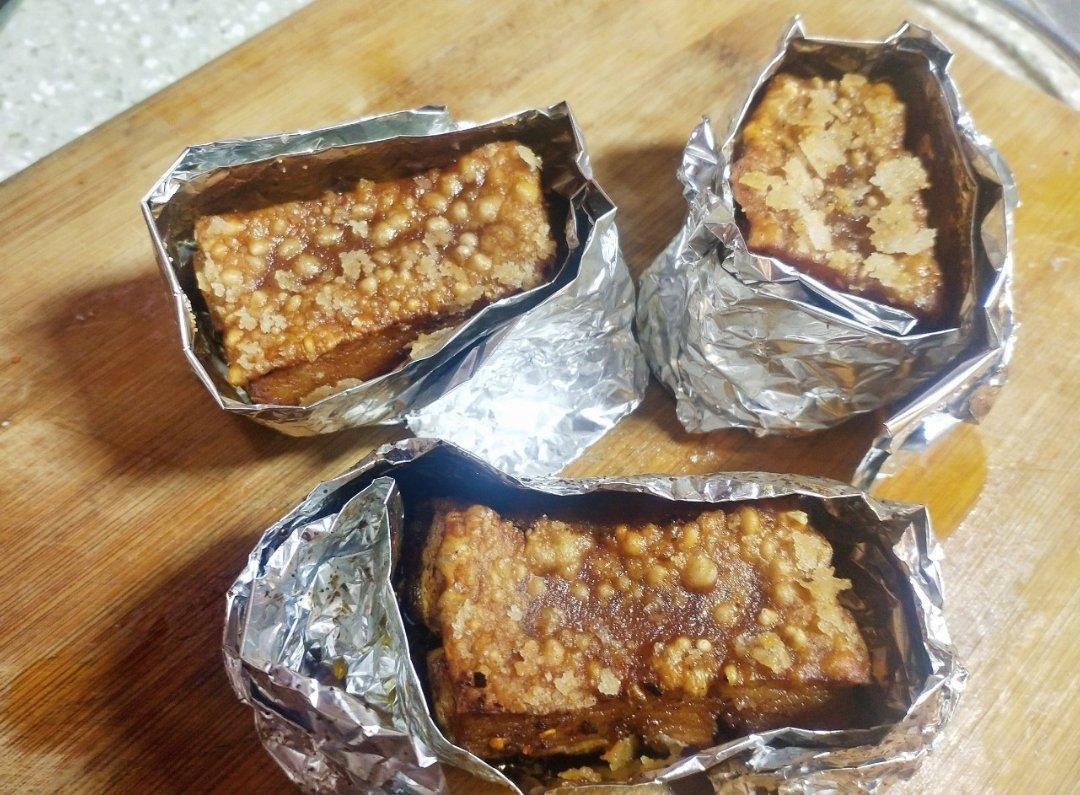 口水流一地的香酥脆皮烤五花肉😏