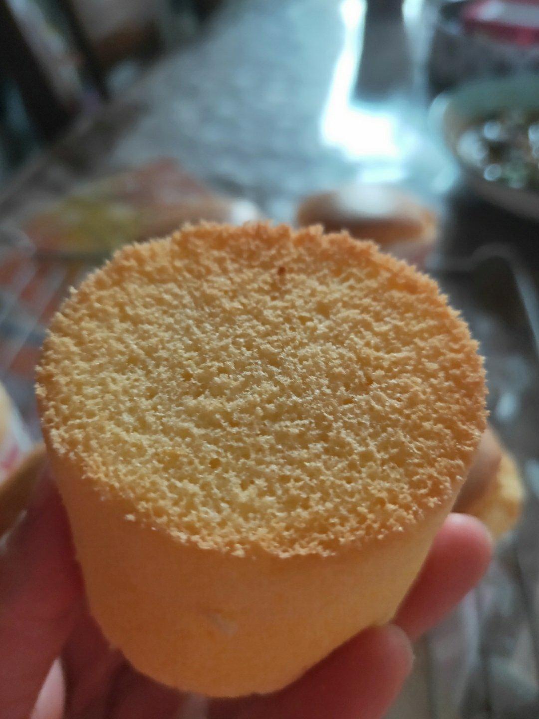 炼乳纸杯蛋糕