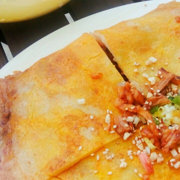 武汉三鲜豆皮