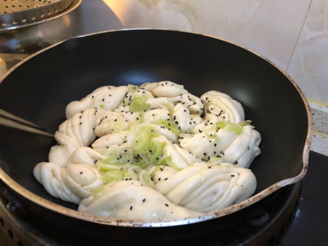 一定要做！—煎卷子【生煎花卷】