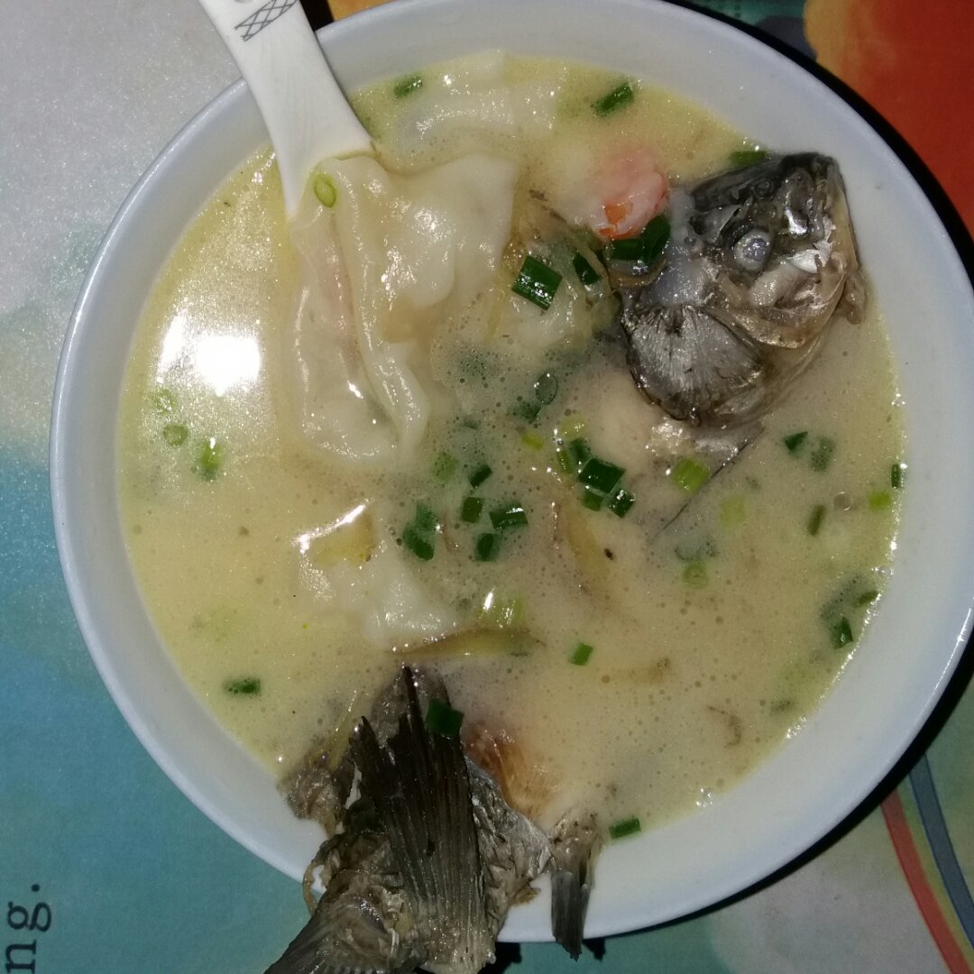 奶白鲫鱼汤