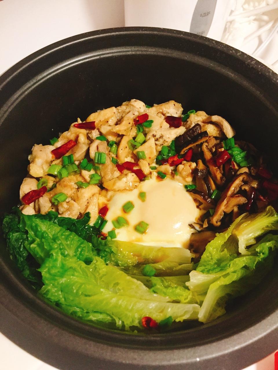 煲仔饭，从零到一教你做（内附香菇滑鸡和牛肉煲仔饭做法）
