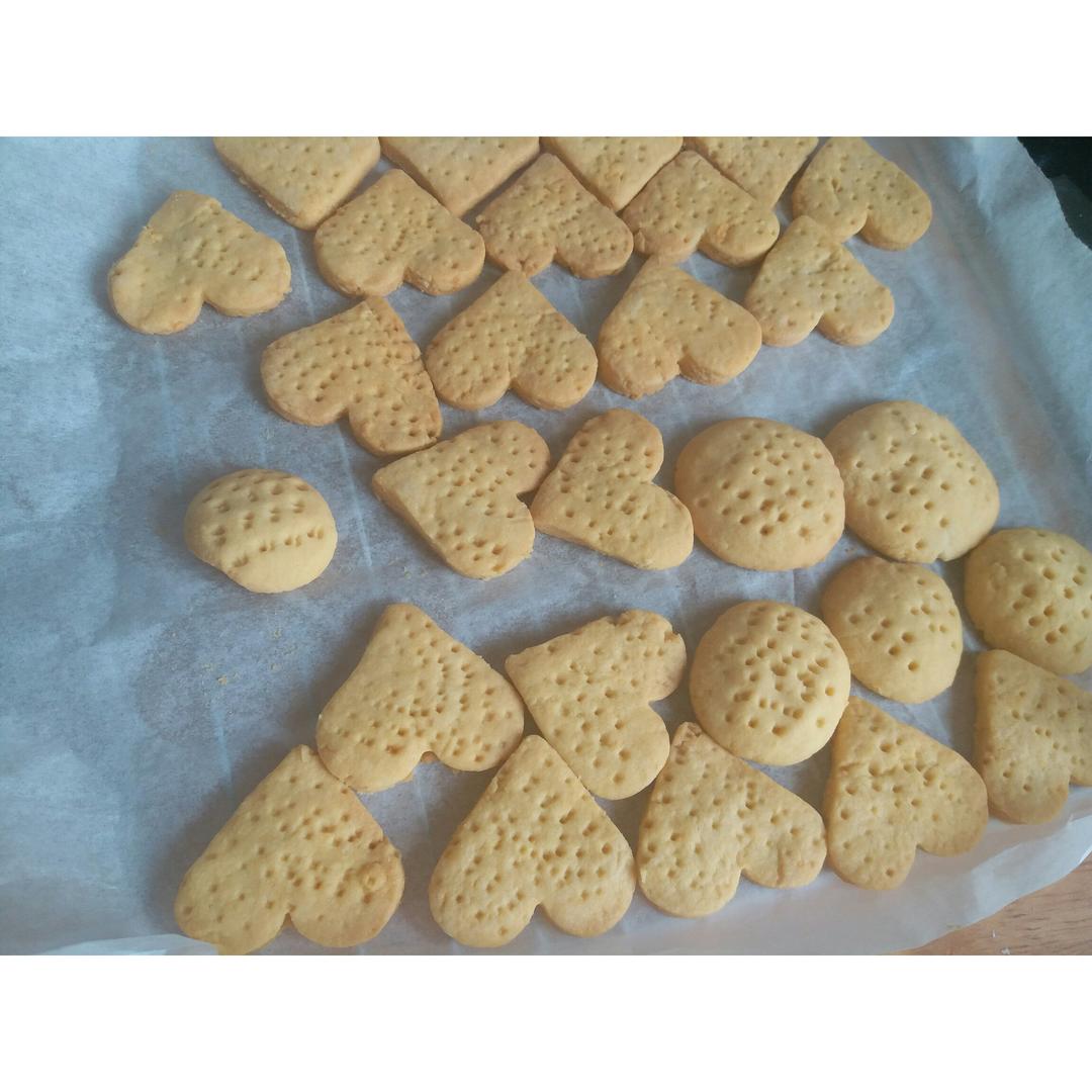 家庭自制的台湾老杨咸蛋黄饼（蛋黄多多）