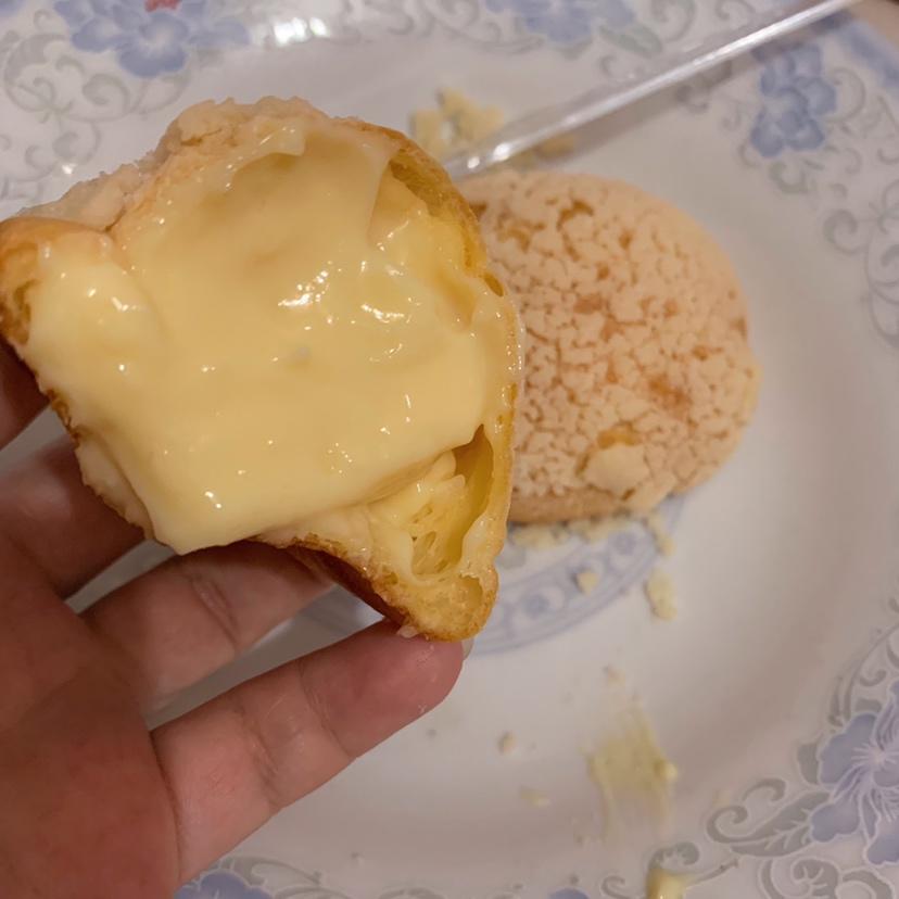 十分美味的酥皮泡芙