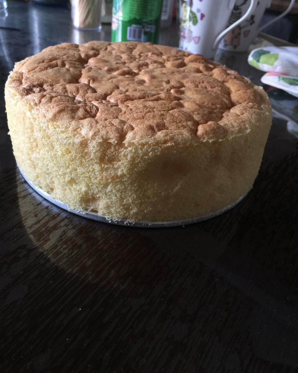 简单好做的8寸戚风蛋糕