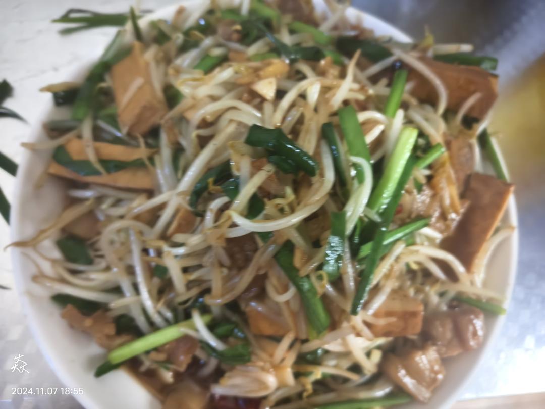 豆芽炒香干