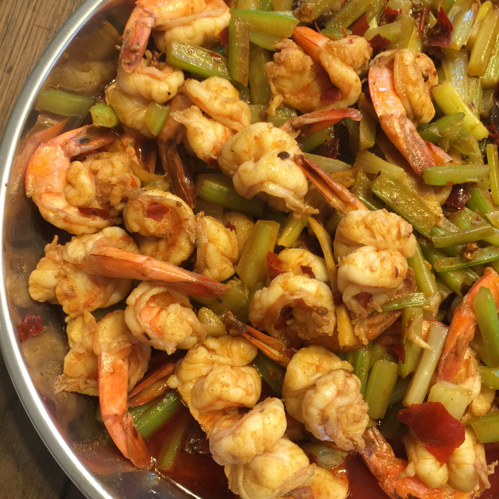 能瞬间引爆味蕾的【香辣干锅虾】