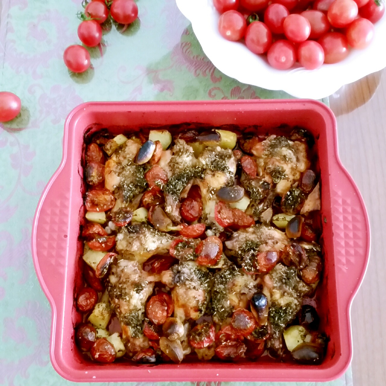 番茄大蒜香草烤鸡腿（庄祖宜）