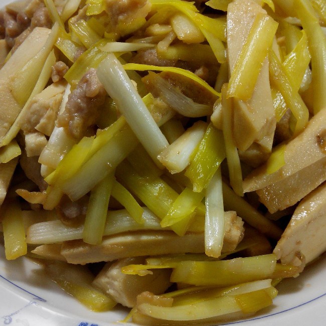 茉莉花开_i下厨做的韭黄香干肉丝