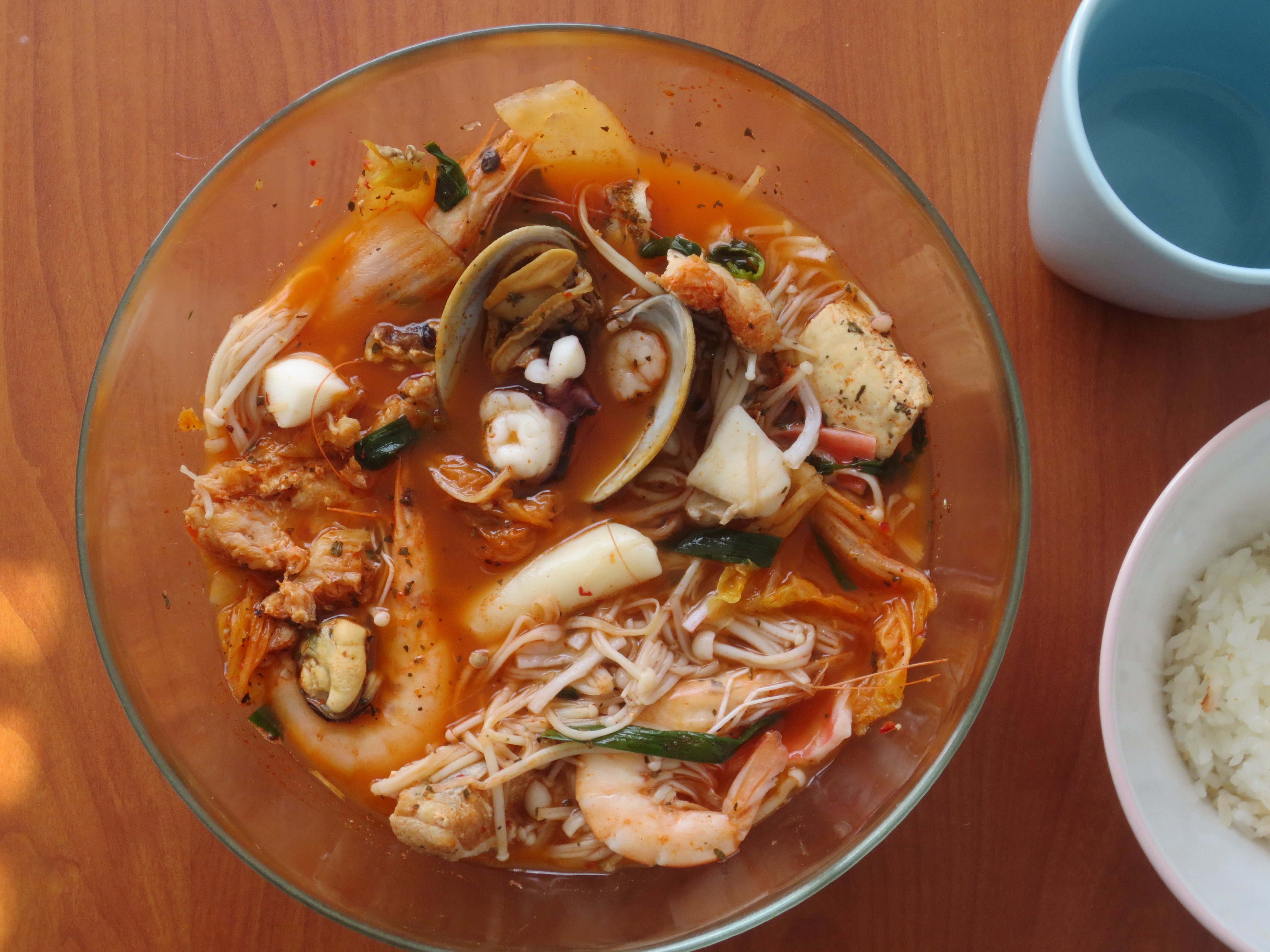 韩式泡菜海鲜锅
