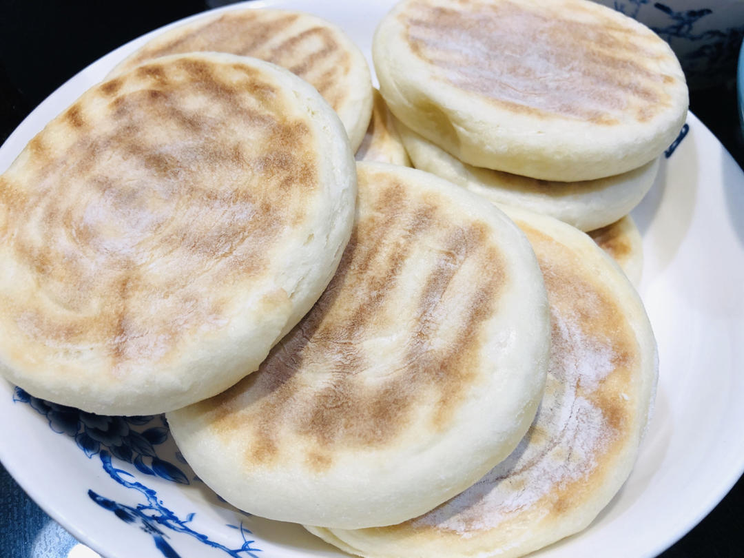 肉夹馍，白吉馍
