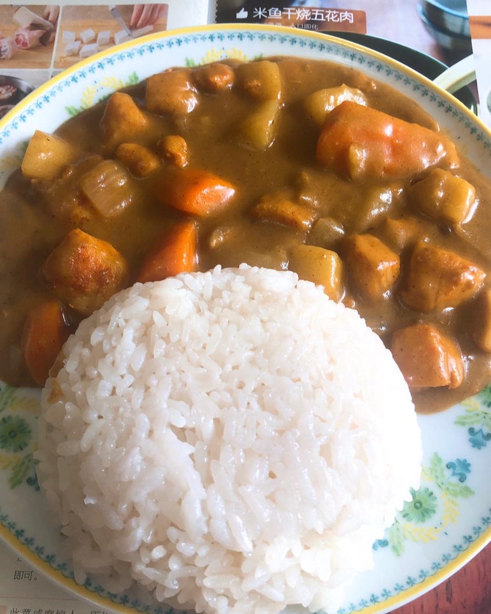鸡肉咖喱饭