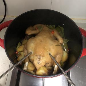 任你想象的铸铁锅焖鸡的做法 步骤8