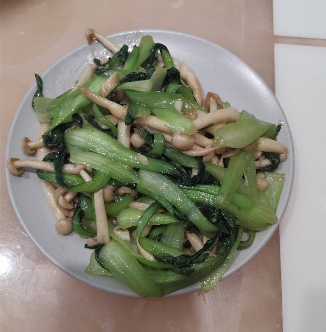 蟹味菇炒青菜