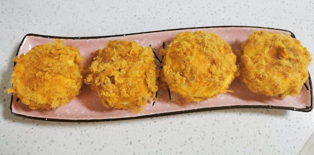 咸香松软的肉松小贝