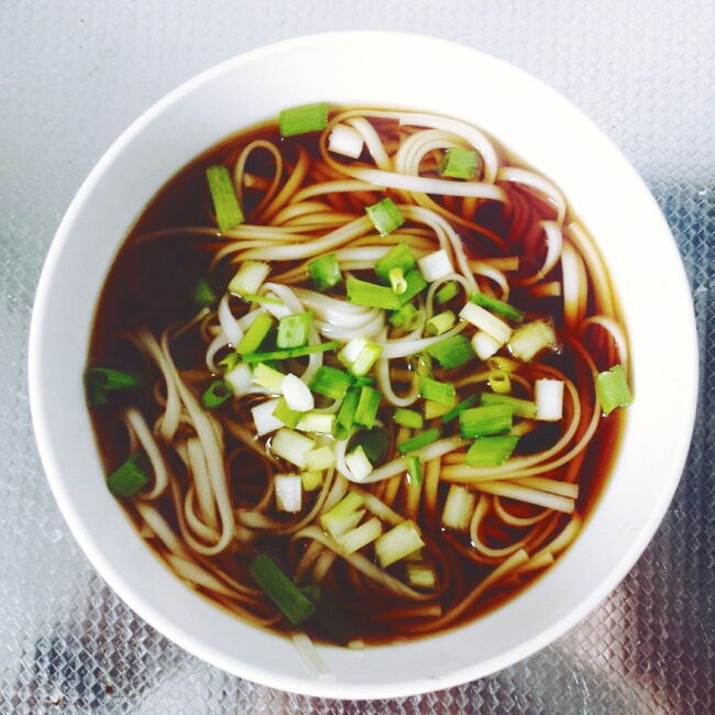 小葱麻油酱油面