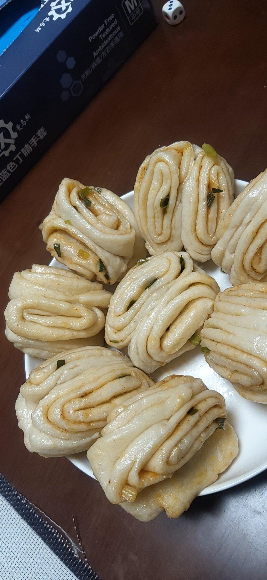 橄榄果做的好吃到上瘾的花卷