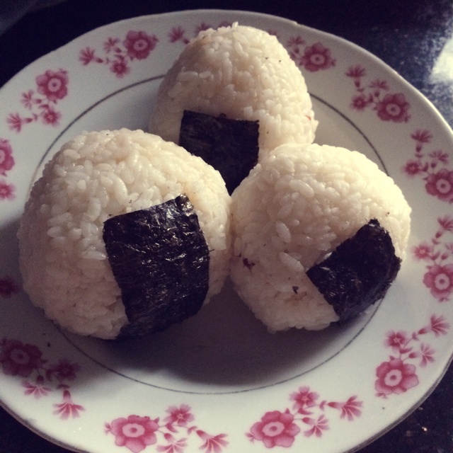 金枪鱼芝士饭团